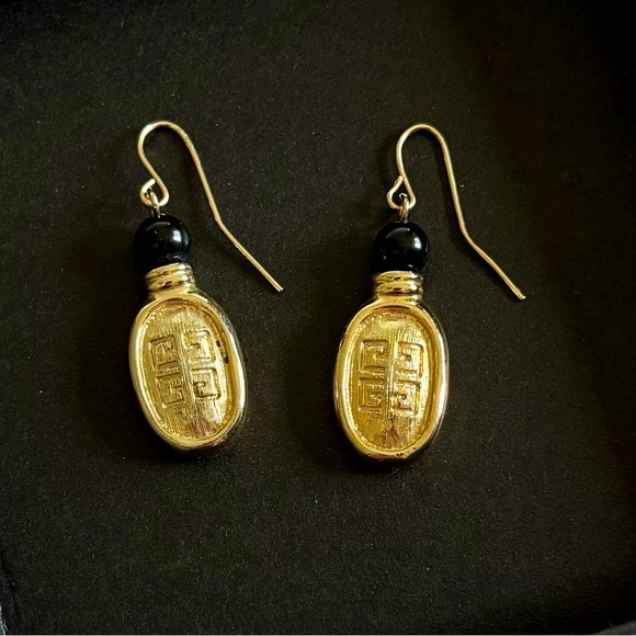 GIVENCHY Vintage Gold Luxury Earrings. - Picture 1 of 9
